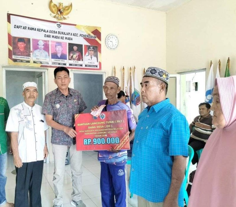 Pemdes Suka Jaya Lampung Selatan Serahkan BLT DD TA 2024 