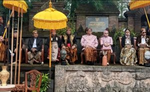 Tinggalan Jumenengan Kaping 3 Sri Paduka KGPAA Mangku Alam II