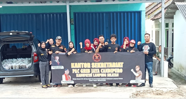 PAC GRIB Jaya Kecamatan Candipuro Lampung Selatan Bagikan Takjil ke Masyarakat