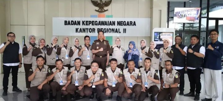 Pastikan Berjalan Objektif, Kajati Jatim Tinjau Seleksi PPPK Tenaga Medis Rumah Sakit Adhyaksa 