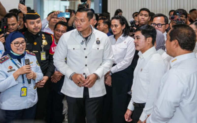 Upaya Pemerintah Permudah Investasi dan Perkuat Deteksi Penyakit dari Luar Negeri