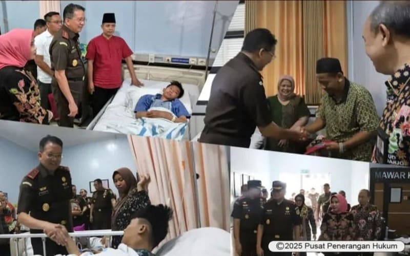 Kajati Jatim Kunjungi Santri Korban Reruntuhan Ponpes Al-Khoziny di Rumah Sakit Sidoarjo